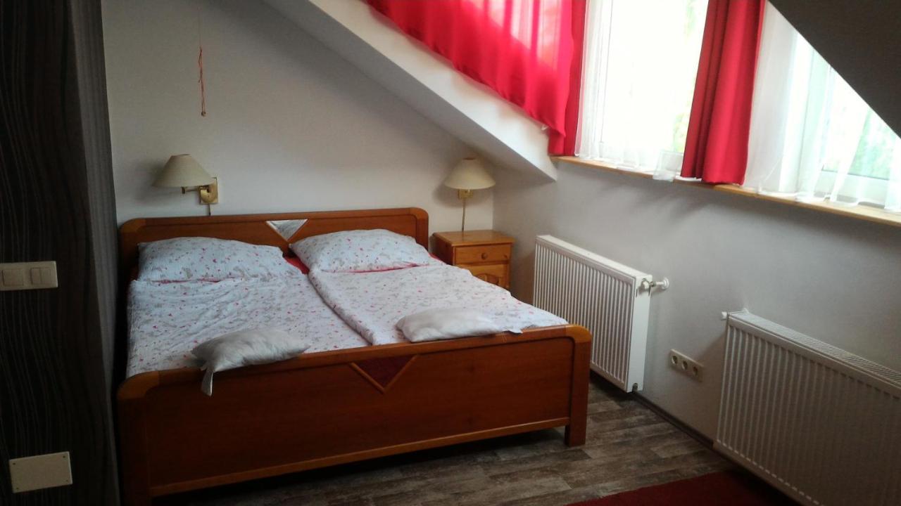 סופרון Patak28 Apartmanok מראה חיצוני תמונה